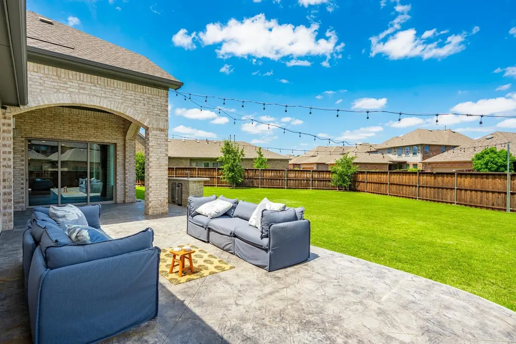 1205 Shady Fox Way Arlington TX 76005