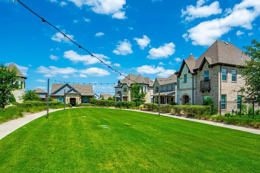 1205 Shady Fox Way Arlington TX 76005