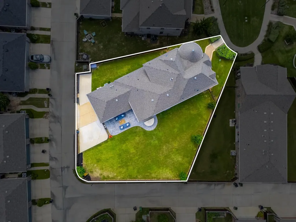 1205 Shady Fox Way Arlington TX 76005