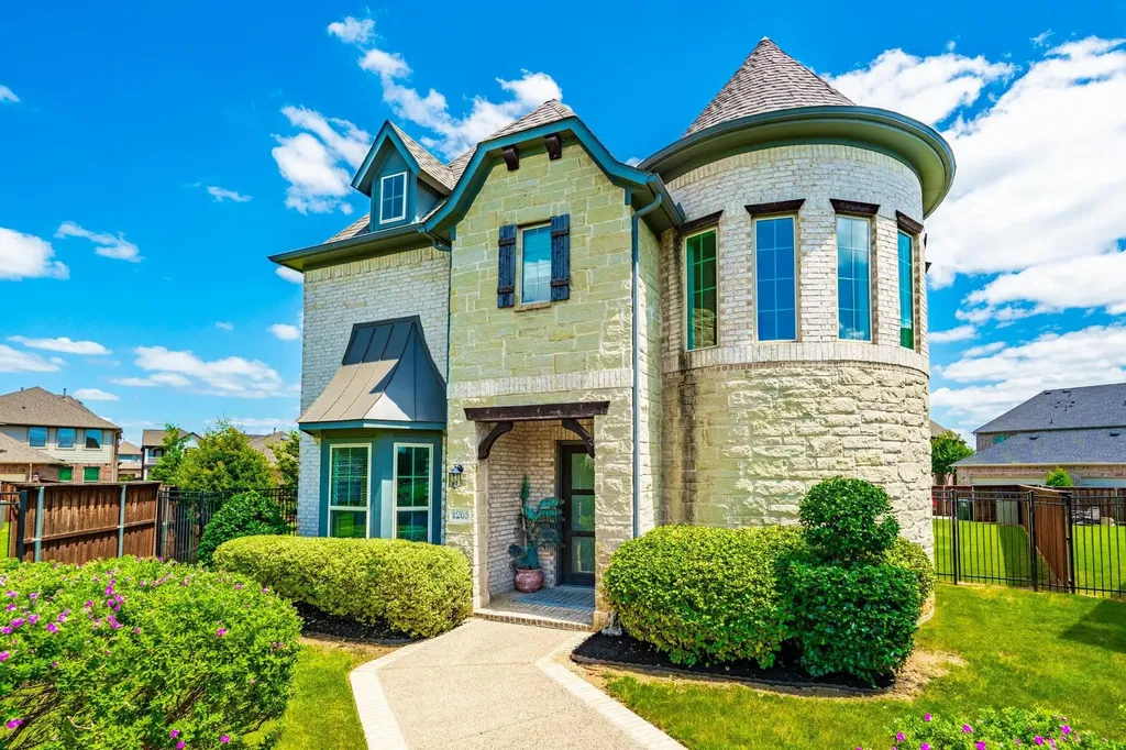 1205 Shady Fox Way Arlington TX 76005