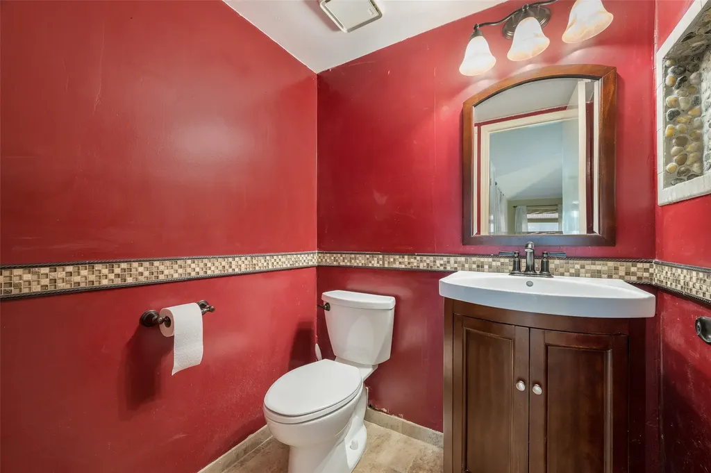 1028 Colony Street Flower Mound TX 75028