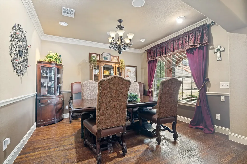 608 Chalk Hill Lane Murphy TX 75094