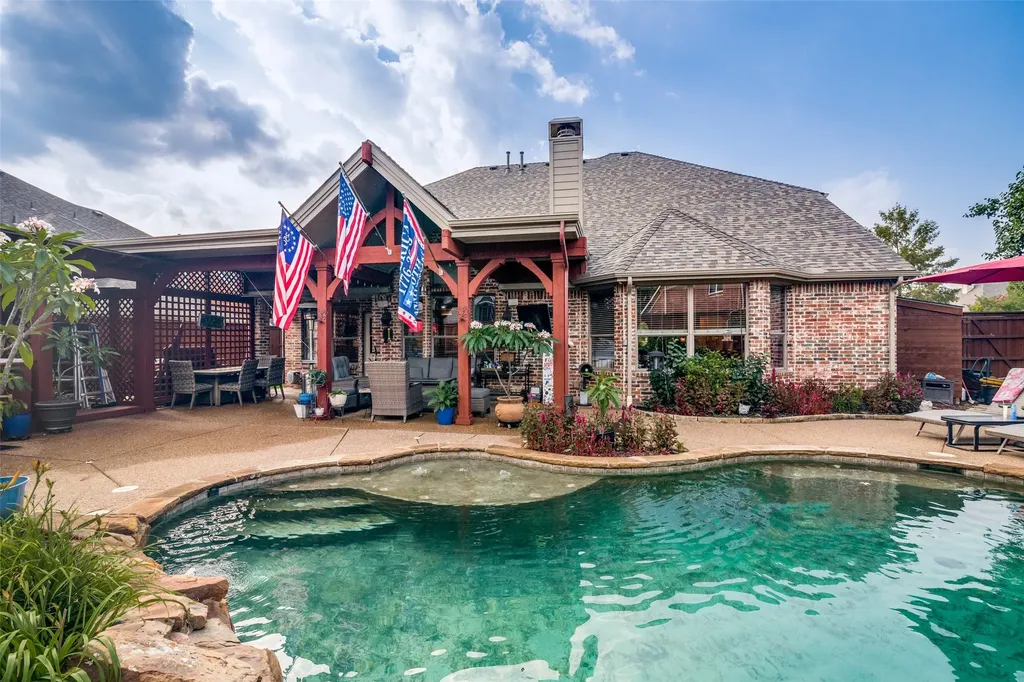 608 Chalk Hill Lane Murphy TX 75094
