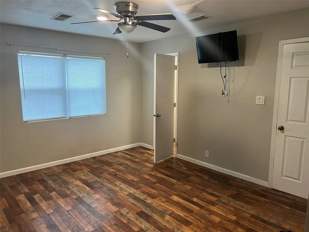 232 Railroad Drive Mabank TX 75147
