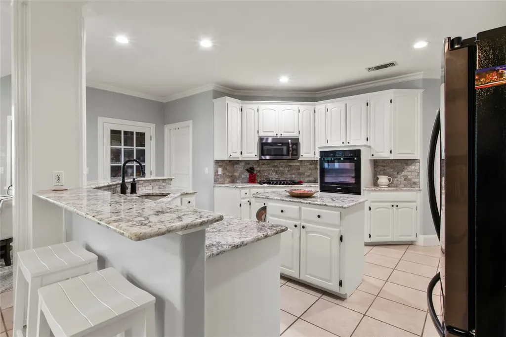 301 Saint Andrews Drive Mabank TX 75156