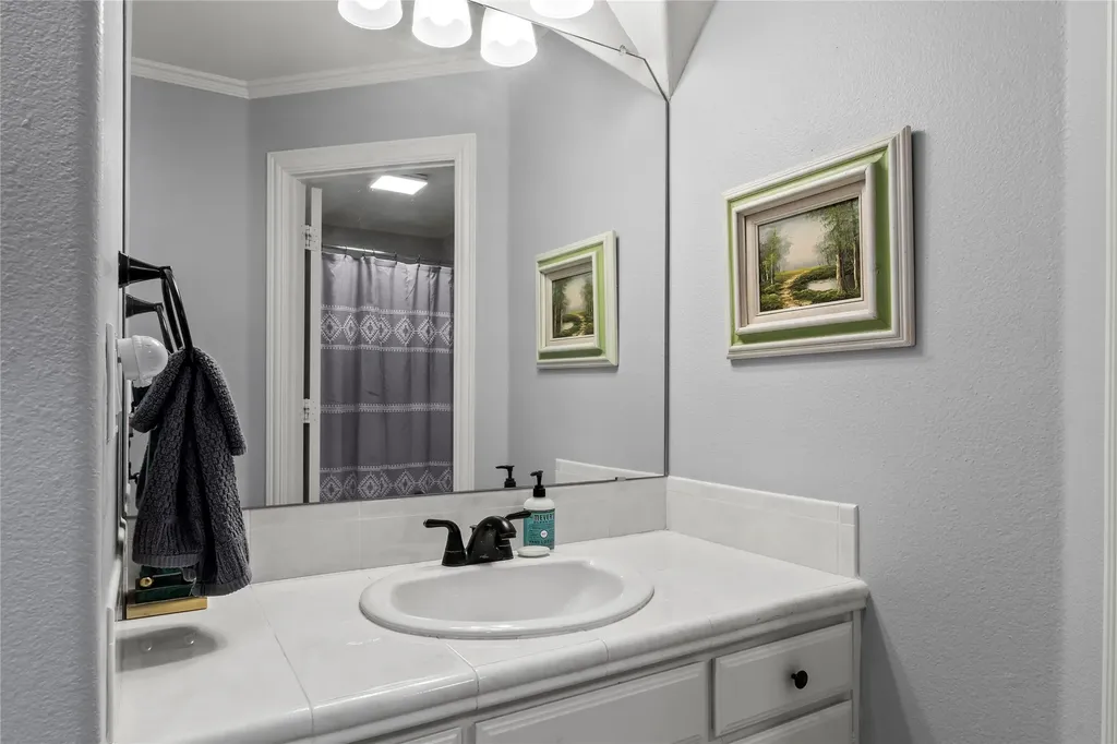 301 Saint Andrews Drive Mabank TX 75156