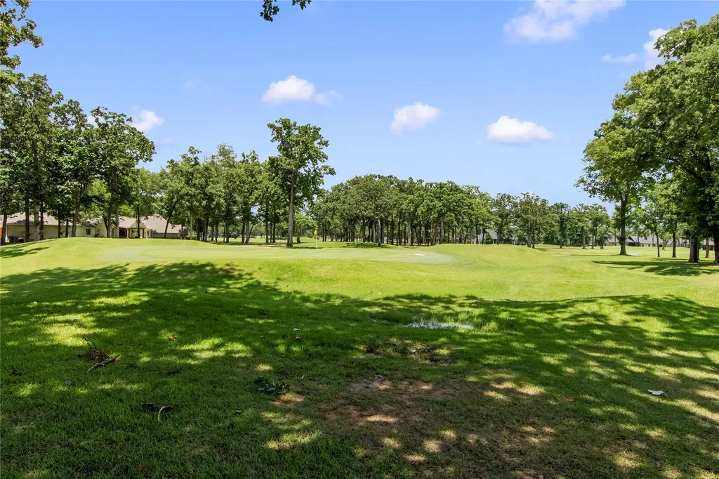 301 Saint Andrews Drive Mabank TX 75156