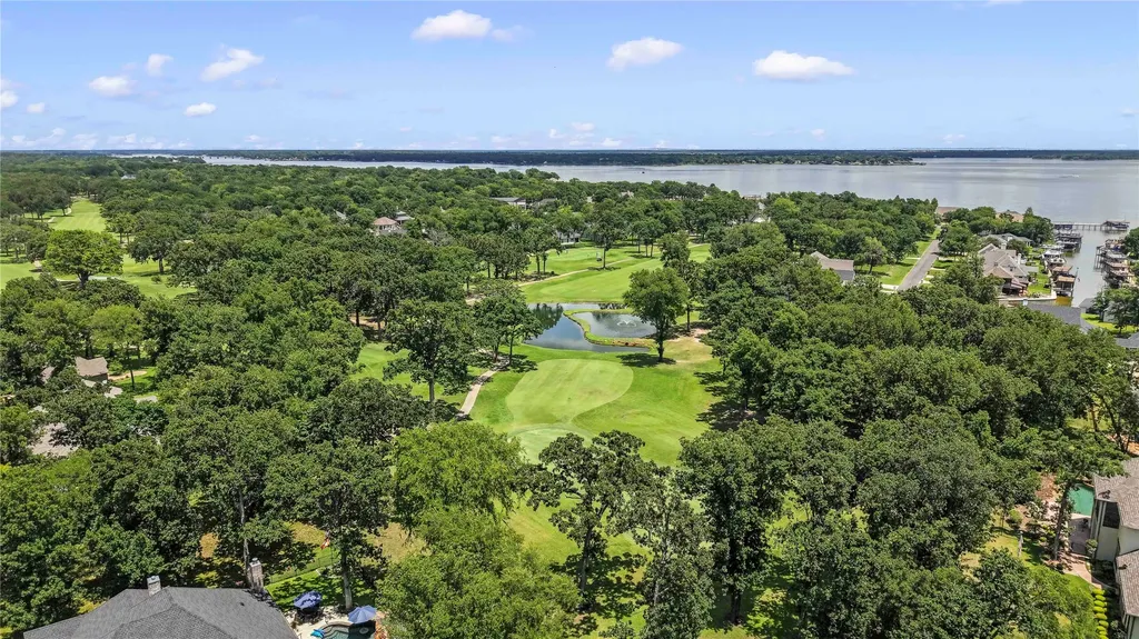 301 Saint Andrews Drive Mabank TX 75156