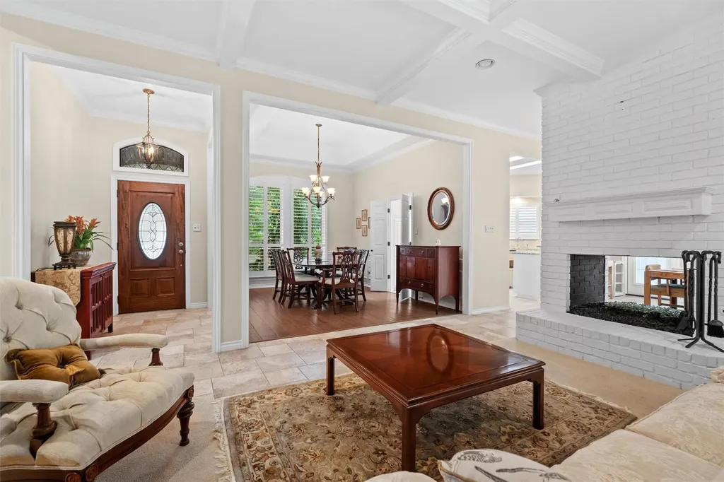2517 Chad Drive Arlington TX 76017