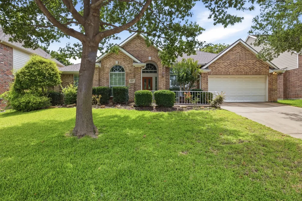 917 Water Oak Drive Grapevine TX 76051