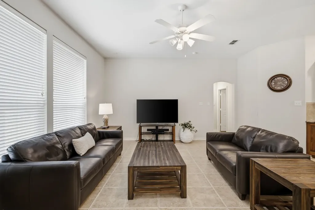 917 Water Oak Drive Grapevine TX 76051