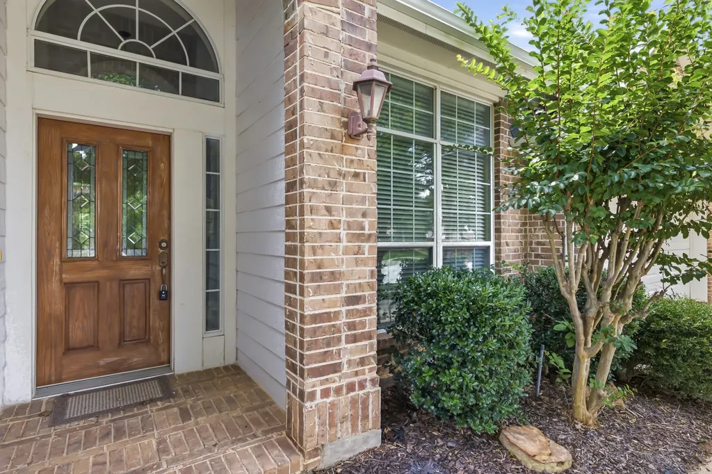 917 Water Oak Drive Grapevine TX 76051