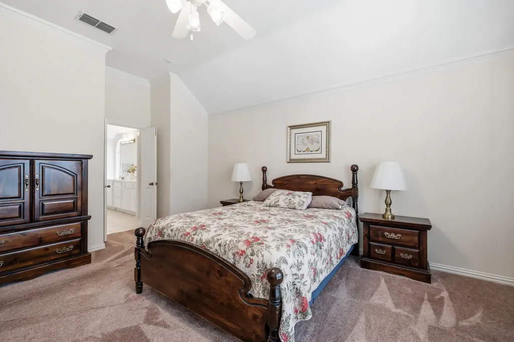 917 Water Oak Drive Grapevine TX 76051