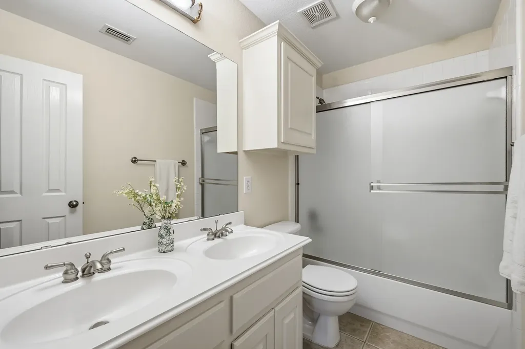 917 Water Oak Drive Grapevine TX 76051