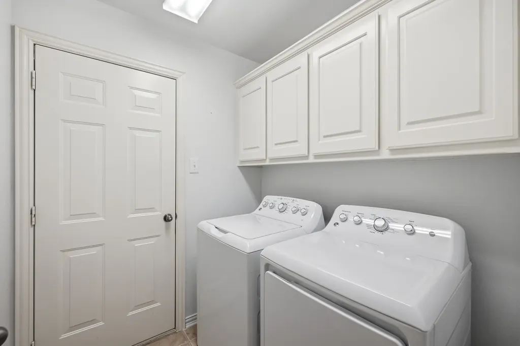 917 Water Oak Drive Grapevine TX 76051