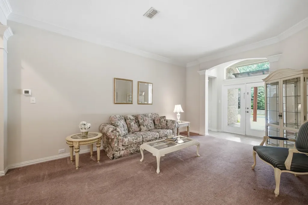 917 Water Oak Drive Grapevine TX 76051