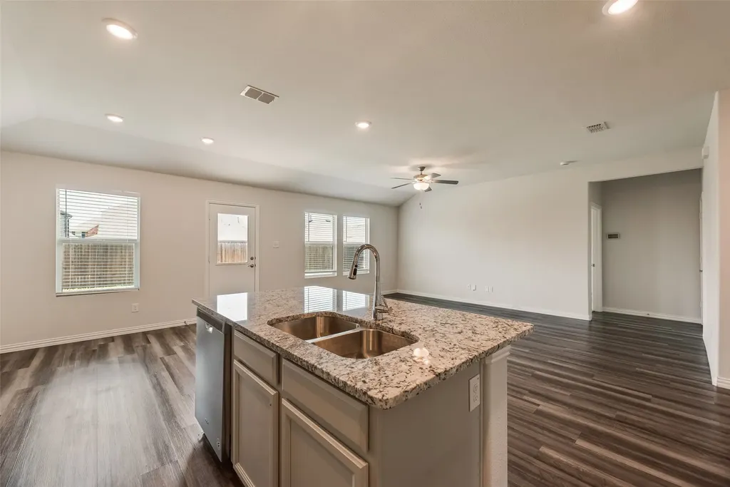 408 Ronda Road Fate TX 75087