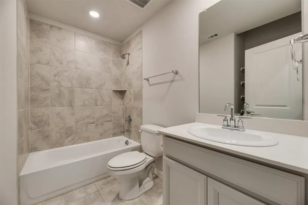 408 Ronda Road Fate TX 75087