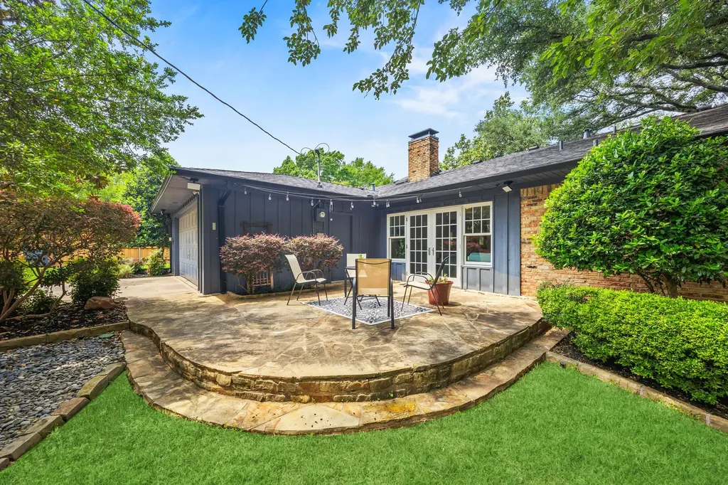 1125 Greenway Drive Richardson TX 75080