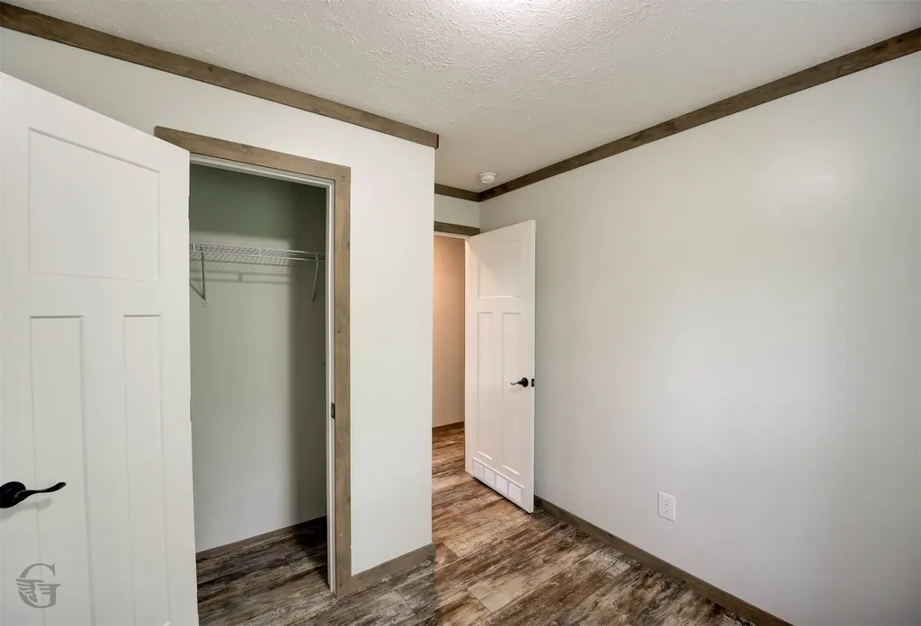 8121 Blanchard Latex Road Blanchard LA 71107