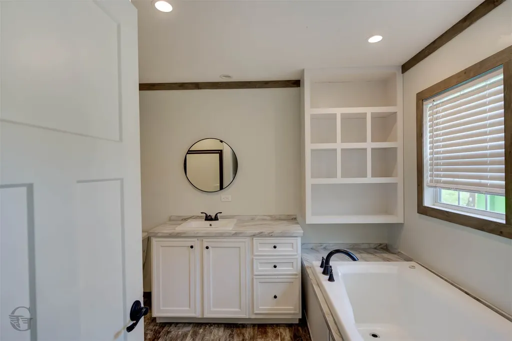 8121 Blanchard Latex Road Blanchard LA 71107