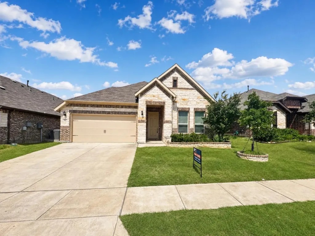 417 Cooper Street Argyle TX 76226