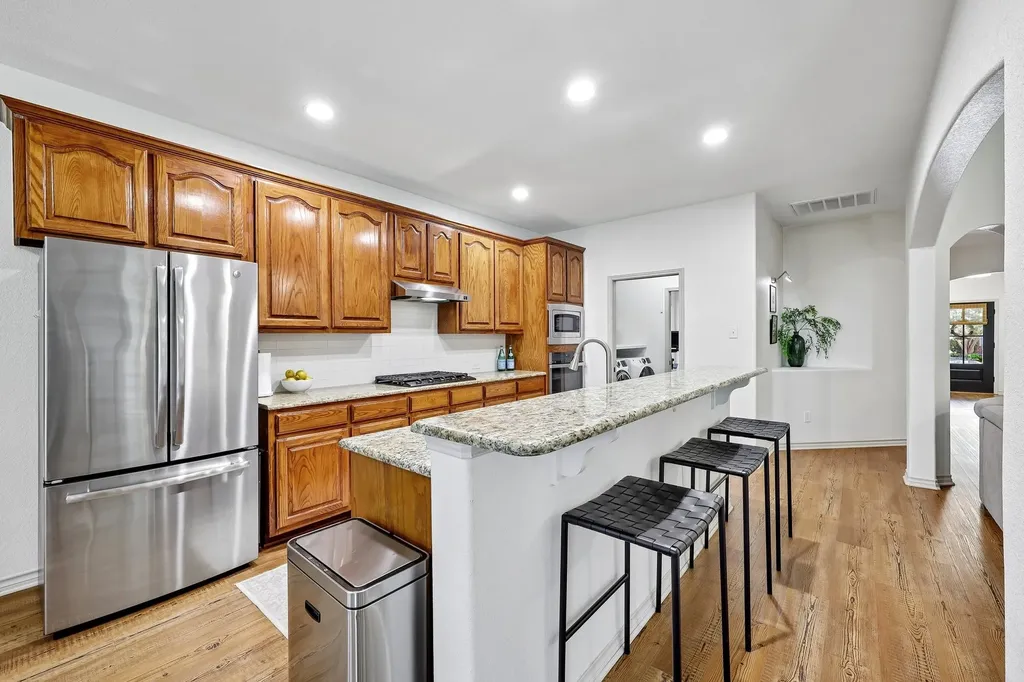 5800 Broken Spur Mckinney TX 75070