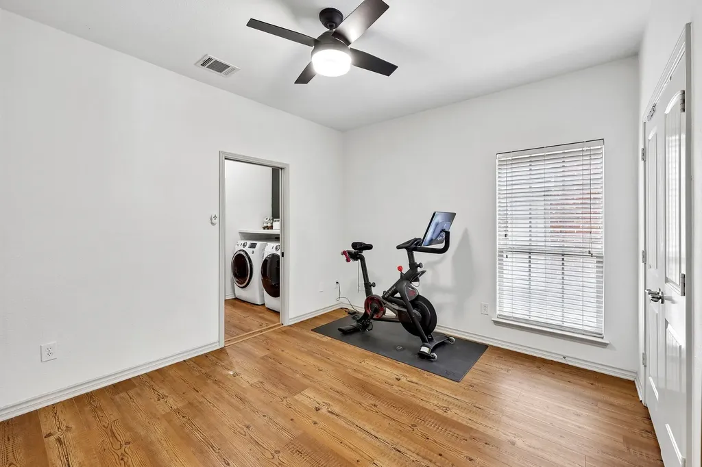 5800 Broken Spur Mckinney TX 75070
