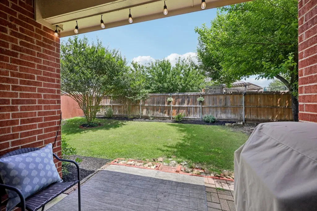 5800 Broken Spur Mckinney TX 75070