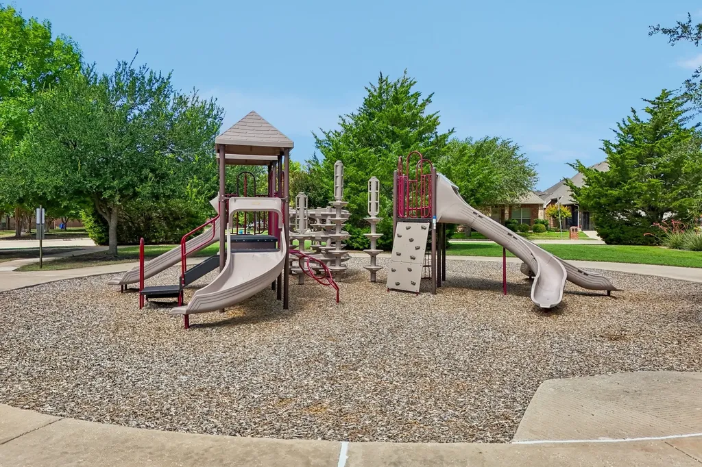5800 Broken Spur Mckinney TX 75070