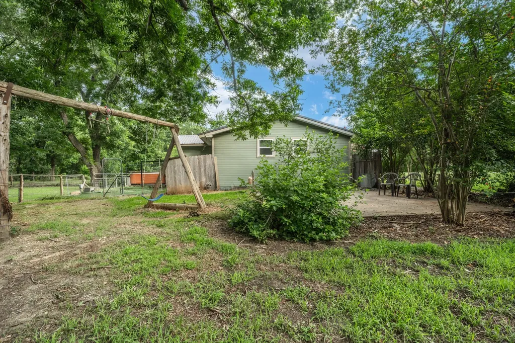 1598 Creek Road Lorena TX 76655
