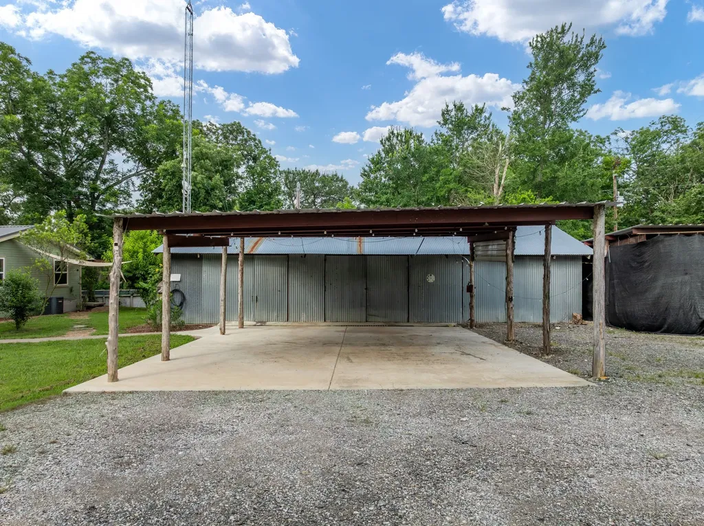 1598 Creek Road Lorena TX 76655