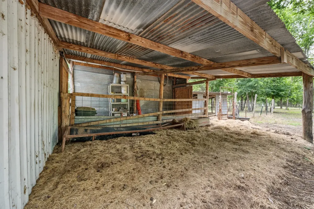 1598 Creek Road Lorena TX 76655