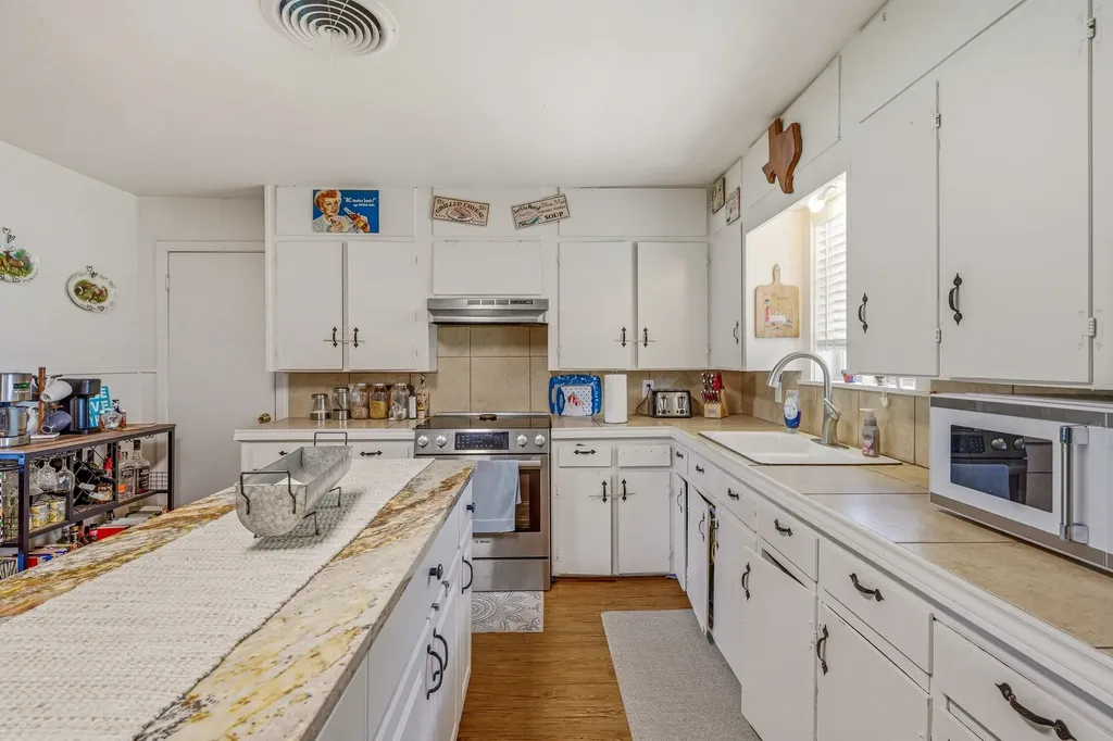 5370 Highway 1702 Gustine TX 76455