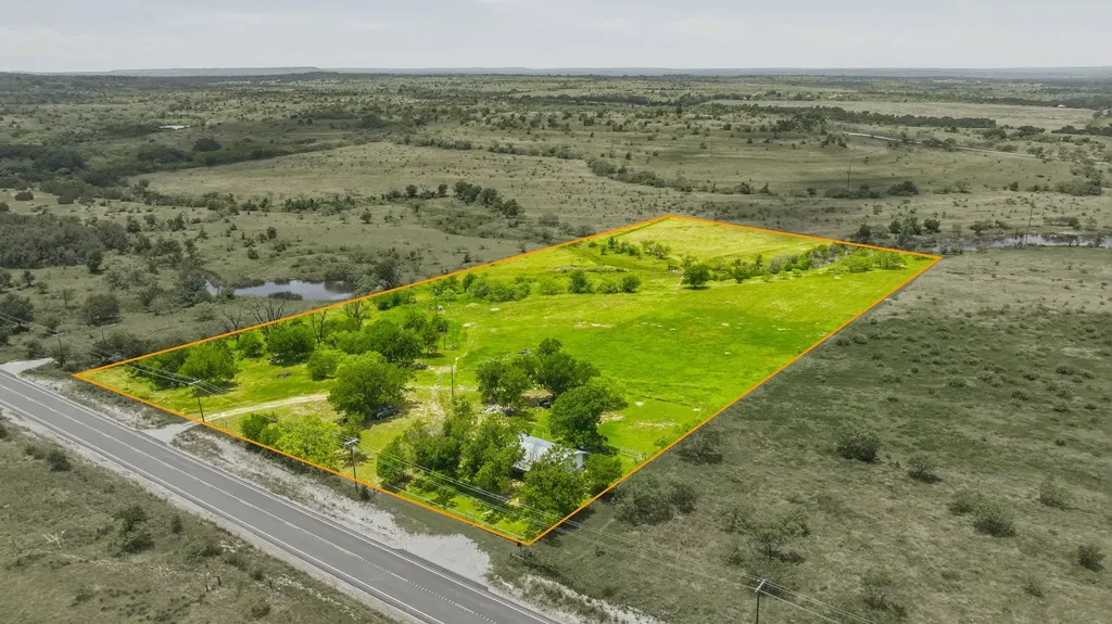 5370 Highway 1702 Gustine TX 76455