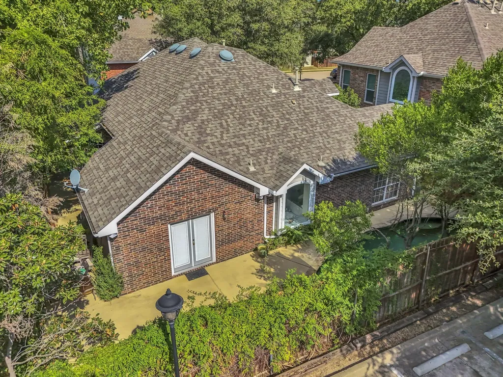 2630 Lakeforest Court Dallas TX 75214