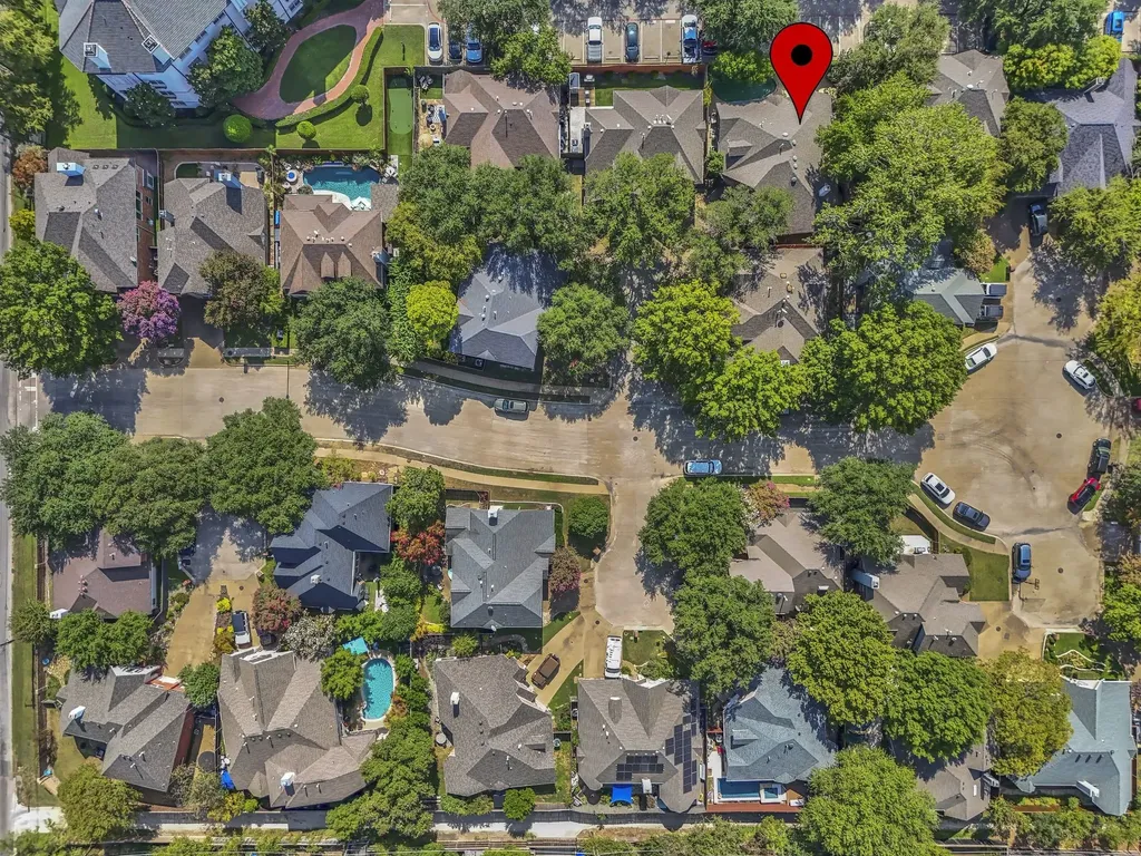 2630 Lakeforest Court Dallas TX 75214