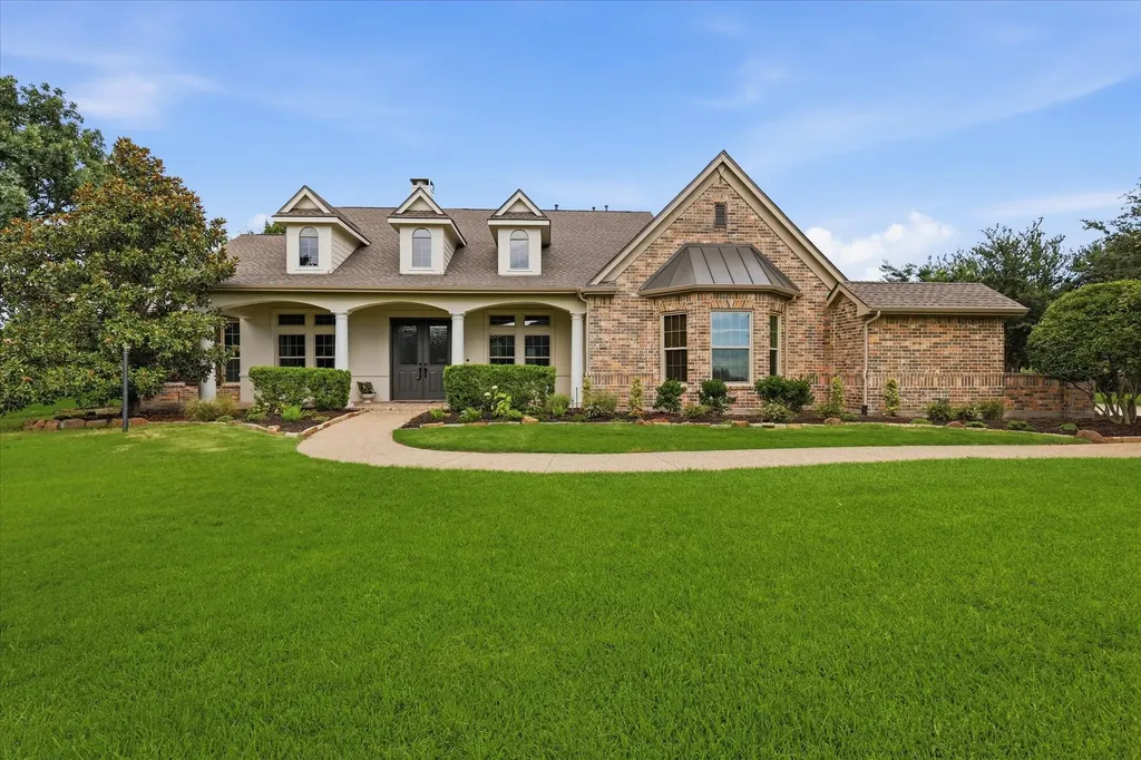 105 Bee Caves Road Lucas TX 75002