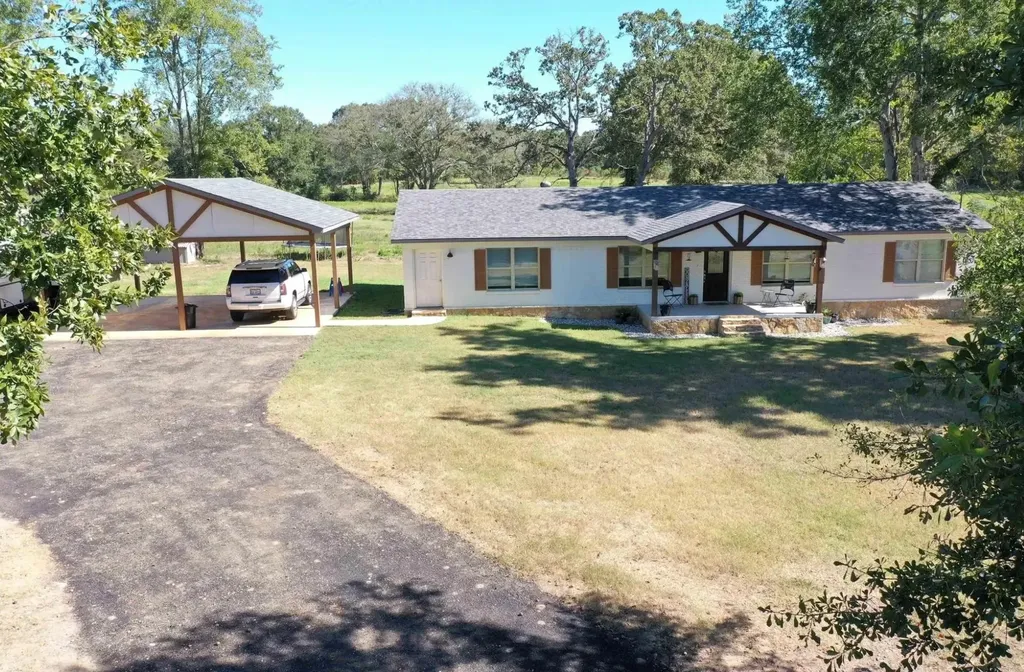 12817 Us Highway 175 E Larue TX 75770