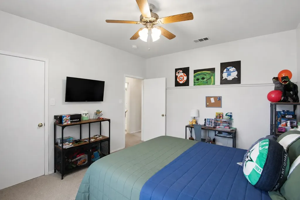 613 Dorchester Lane Mansfield TX 76063