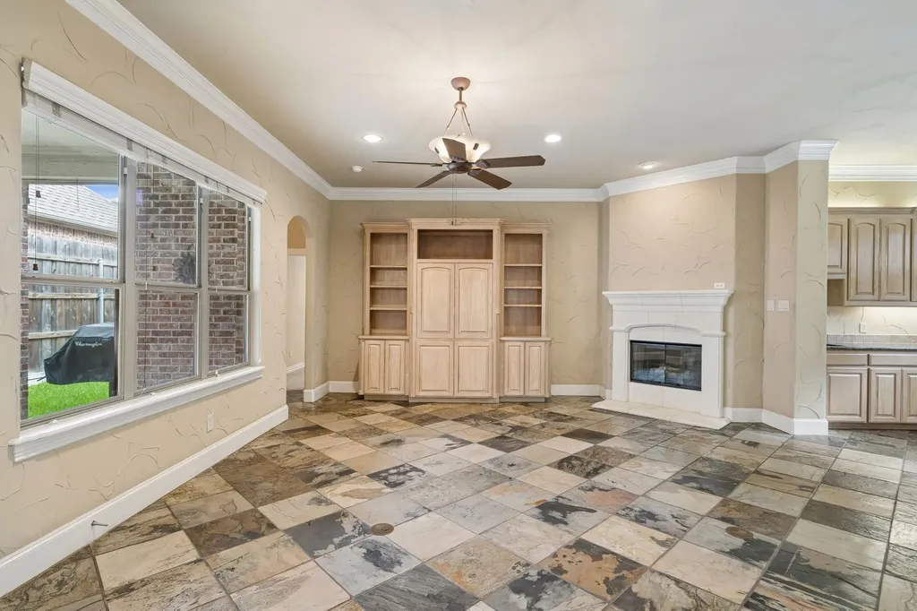 3803 Park Flower Court Arlington TX 76017