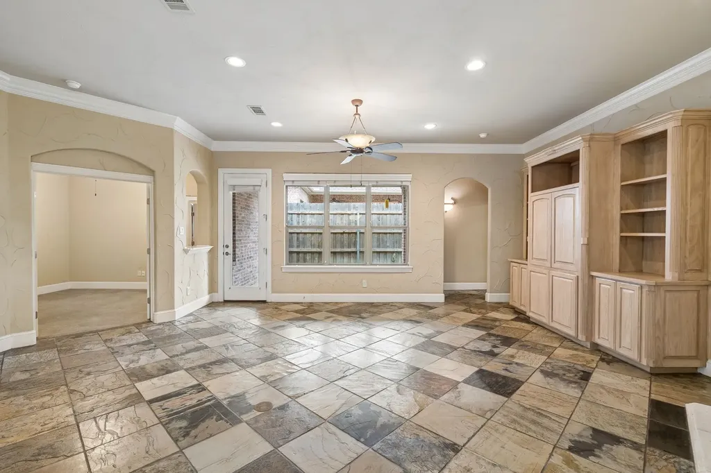 3803 Park Flower Court Arlington TX 76017