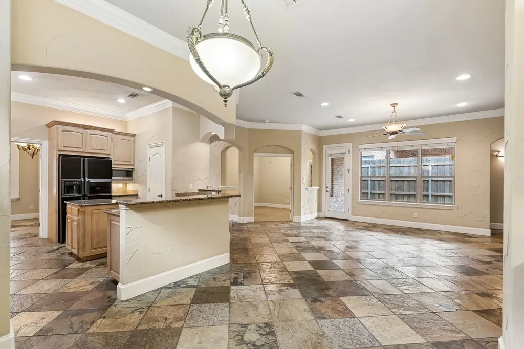 3803 Park Flower Court Arlington TX 76017