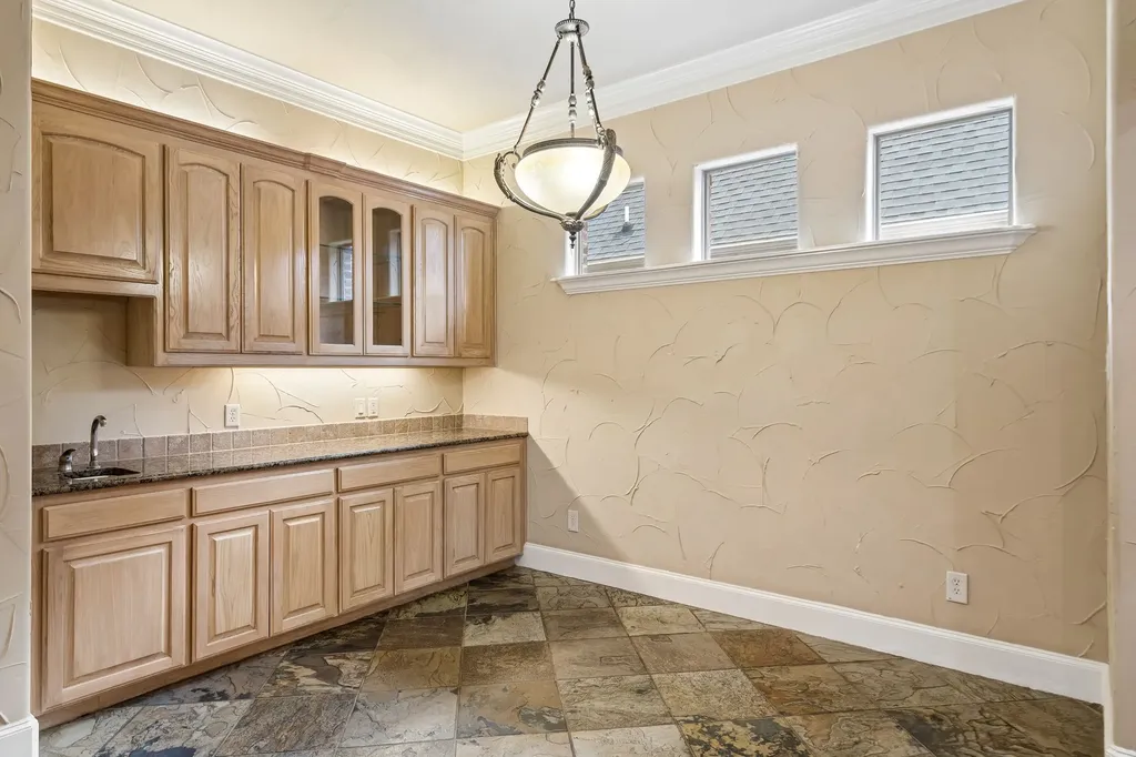 3803 Park Flower Court Arlington TX 76017
