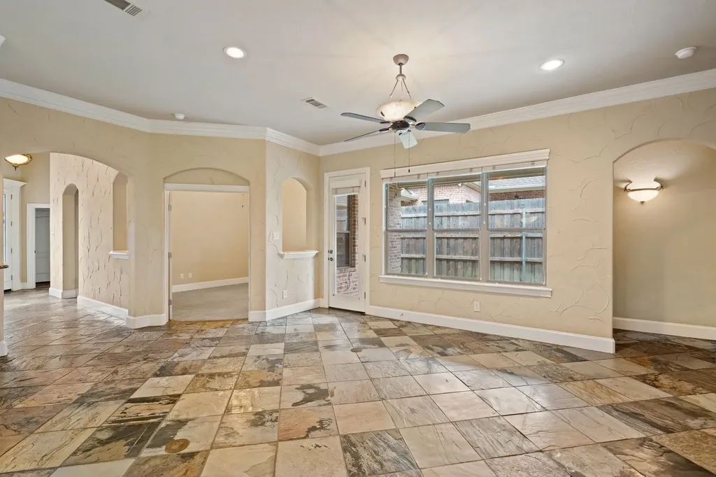3803 Park Flower Court Arlington TX 76017