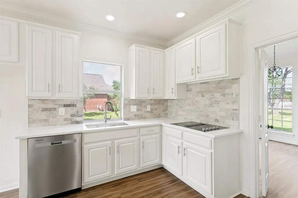331 Lakeside Drive Shady Shores TX 76208