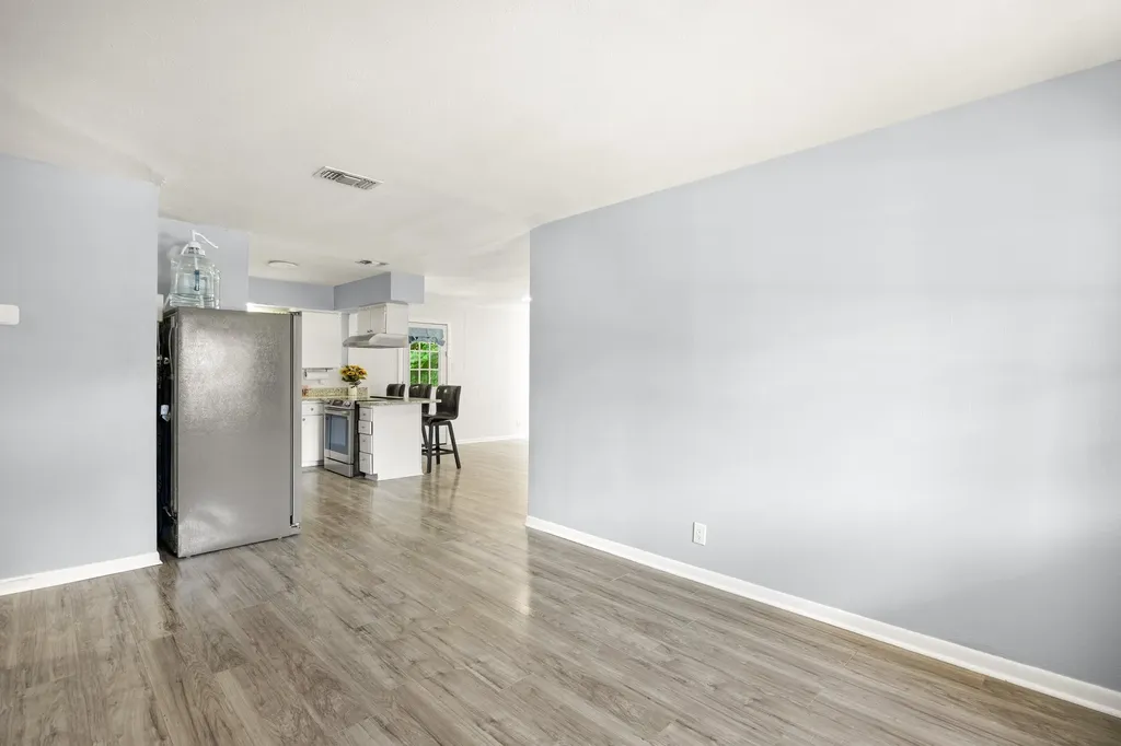 401 Langley Avenue Everman TX 76140