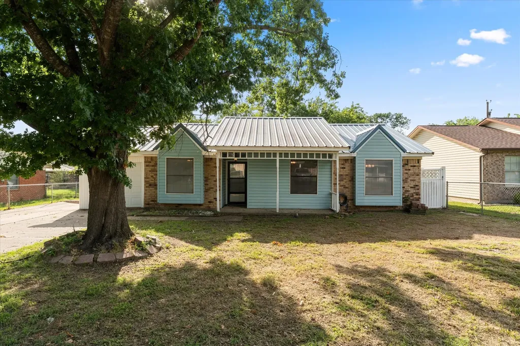 119 Mcanally Drive Mabank TX 75147