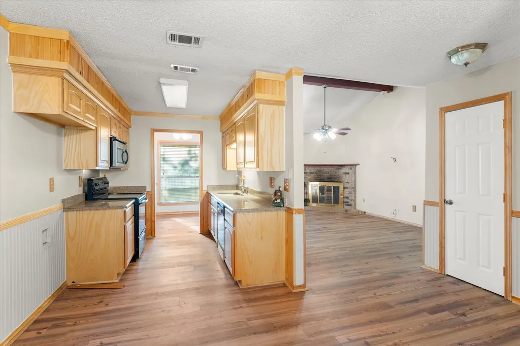 119 Mcanally Drive Mabank TX 75147