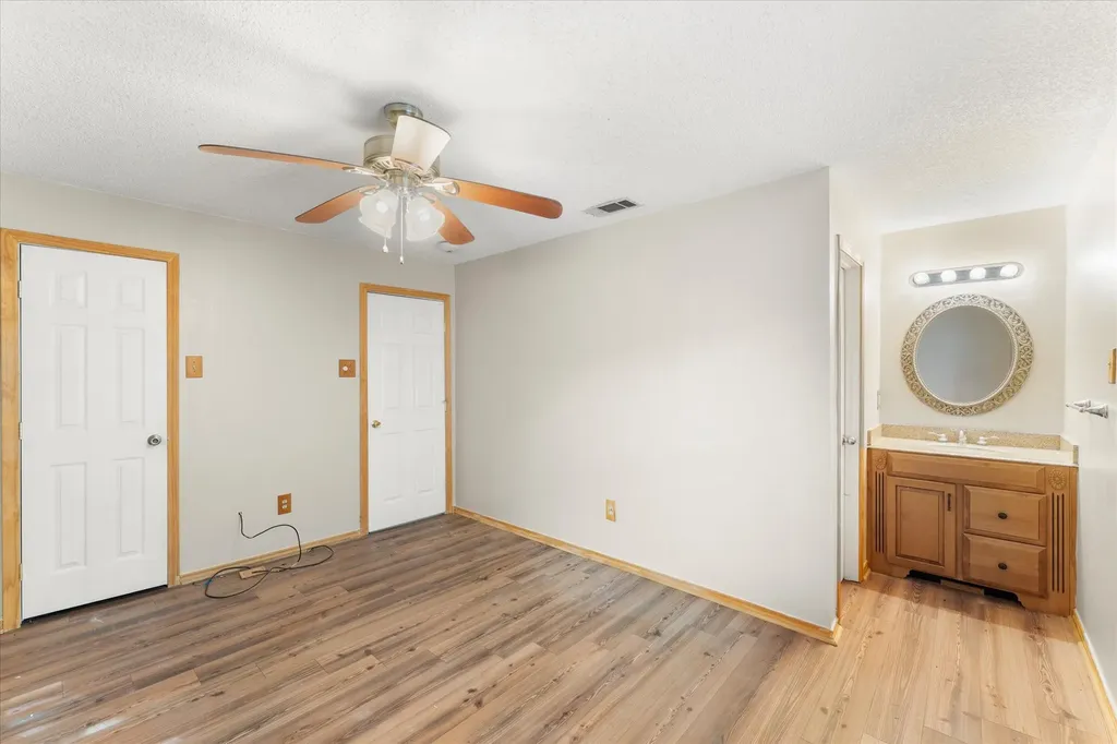 119 Mcanally Drive Mabank TX 75147